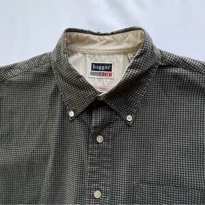 Haggar ForeverNew Wrinkle Free Men’s Button Down Long Sleeve Shirt Size Medium